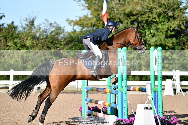 240913A-090947-02859 - Cls 20 Snr British Novice and 90cm Open