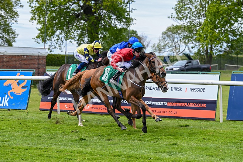 160526-Race 3-Caraway-9543 - Race 3 3.00pm Metaxas Handicap