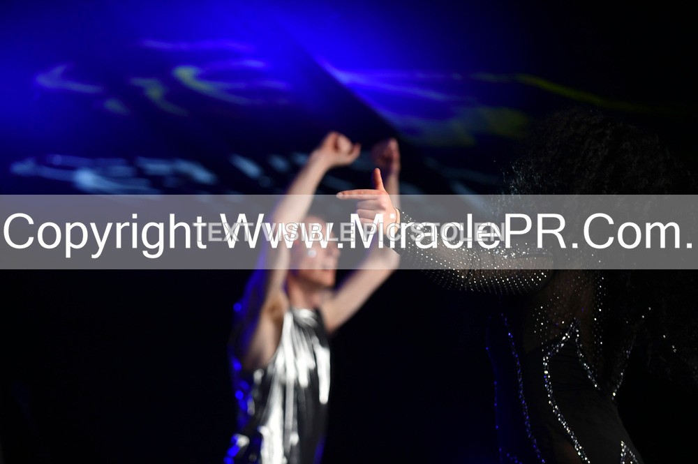 SH4_6341 - The Cher Experience
