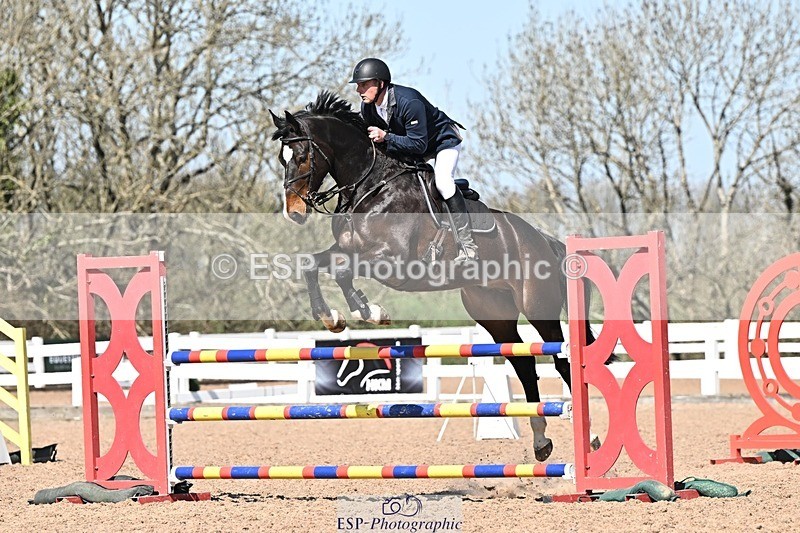 250409-124316-00537 - Snr Newc & 1.10m Open