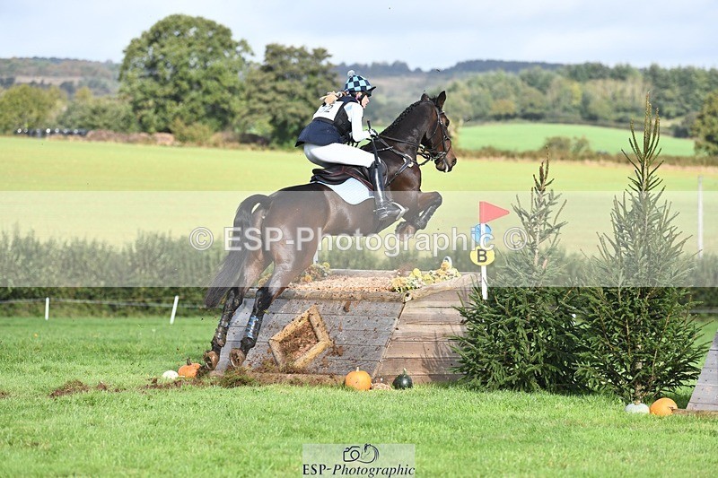 231020-114530-07228 - 052-SHANNONDALE.COURAGE-Georgina.Beeby.Wynn-XC