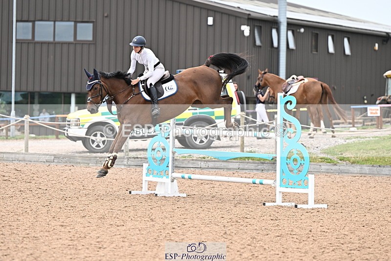 240828A-161654-01318 - Cls 5 Snr Foxhunter and 1.20m Open