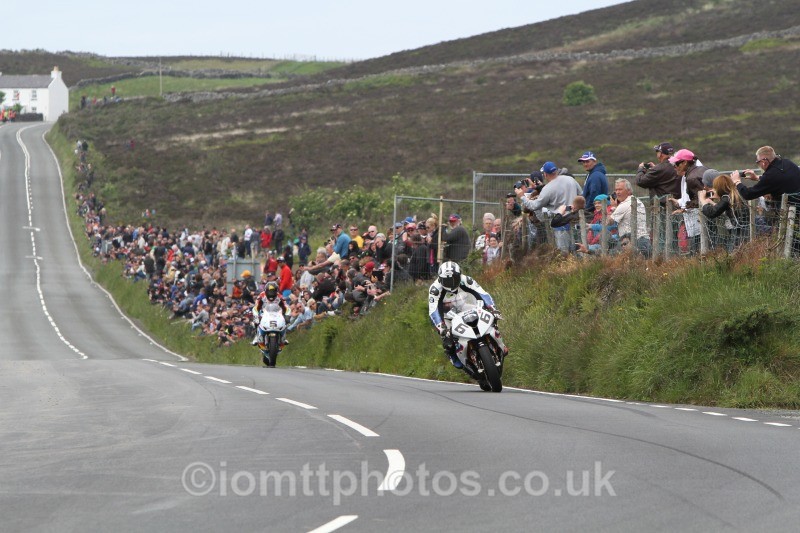 Michael Dunlop BMW / BMW/Hawk Racing - Pokerstars Senior TT