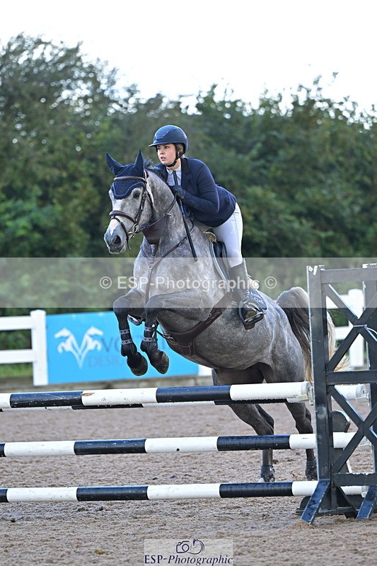 240912A-102223-00986 - Cls 8 Snr British Novice and 90cm Open