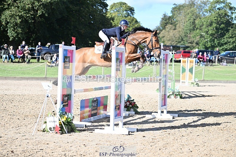 231022-122515-26672 - 330-TRINITY.THANKS.AWFULLY-Imogen.Gloag-SJ