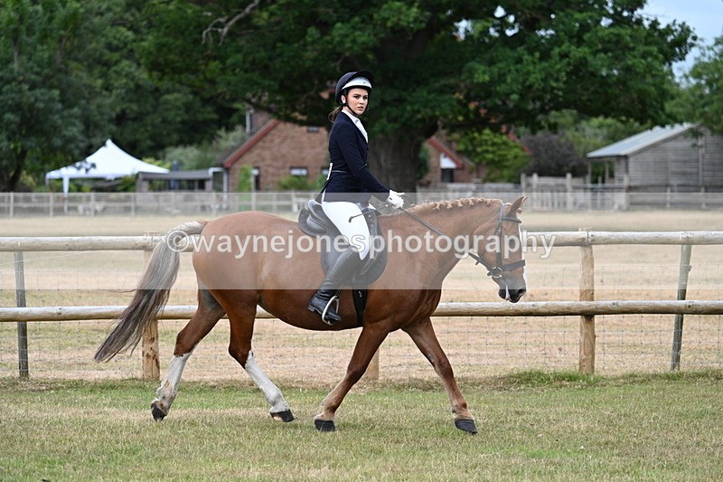 WJ7_0215 - Class 2 Best rider