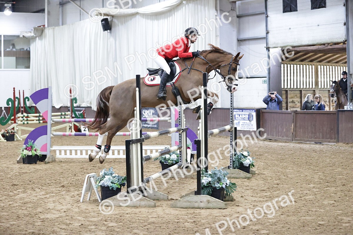 SBM_004375_Class 15 - Senior Newcomers - 110m Open - Phoebe