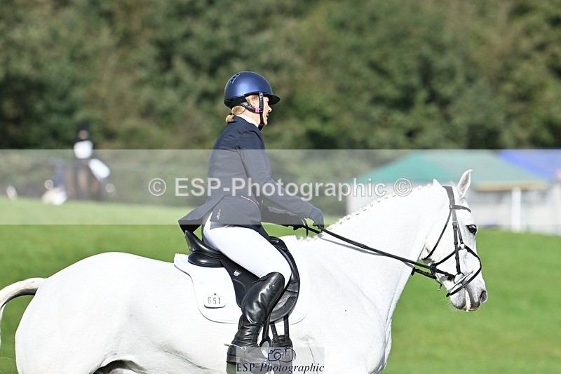 231020-120002-08295 - 651-RATHNAGREW.GREY.TEX-Nicola.Horsley-gubbins-DR