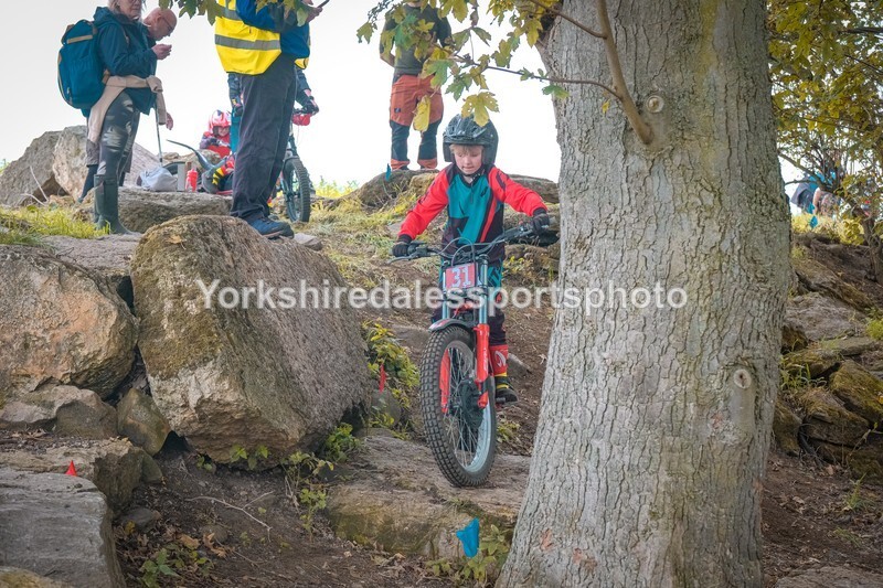 DSCF0446 - Ripon MC Trial 27/09- kids