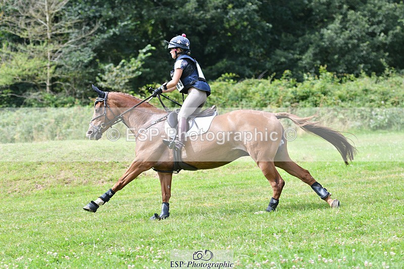 240804-115502-11895 - 369-Melissa_Joannides-STELLA_NOVA