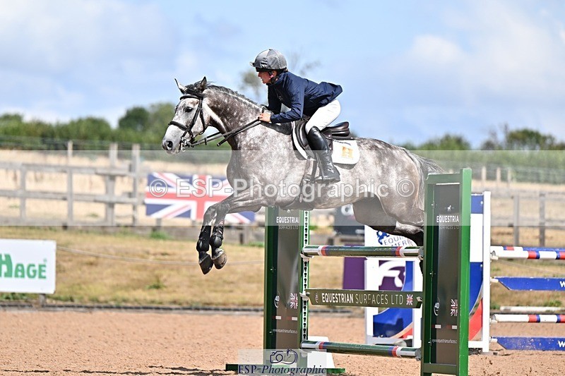 260819-144948-01220 - Cls 6 Foxhunter and 1.20m
