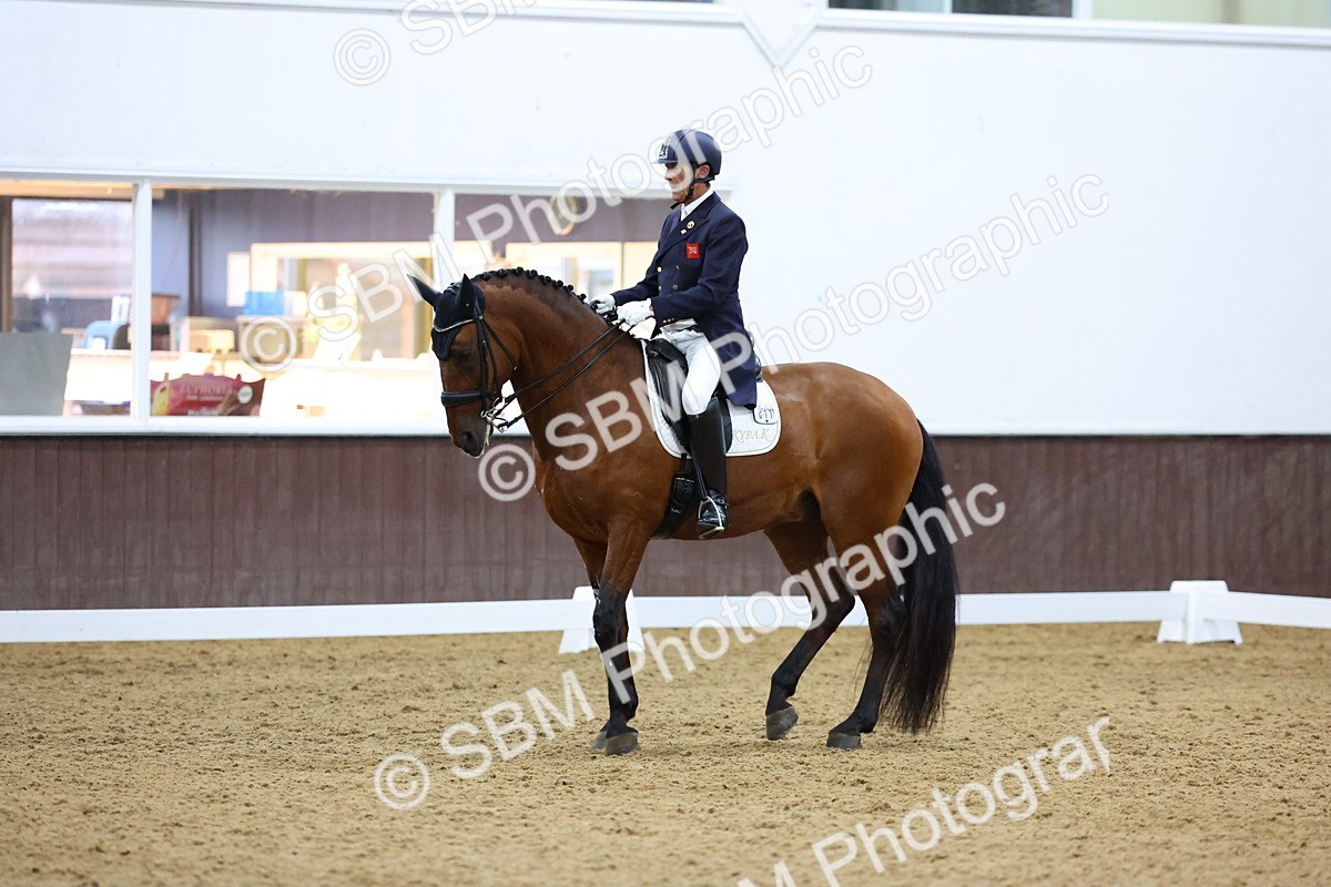 SBM_009664 - Class 14 - FEI Grand Prix - 19.27-20.27