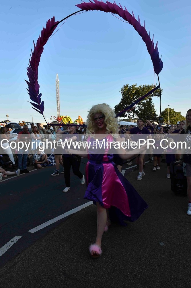 SH4_3465 - Carnival Procession.