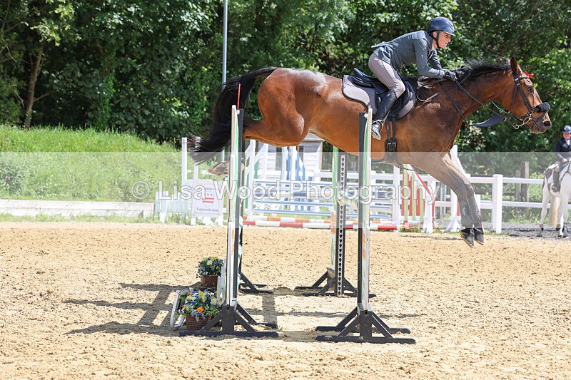 3E7A7434 - Class 8: Senior Newcomers/1.10m open