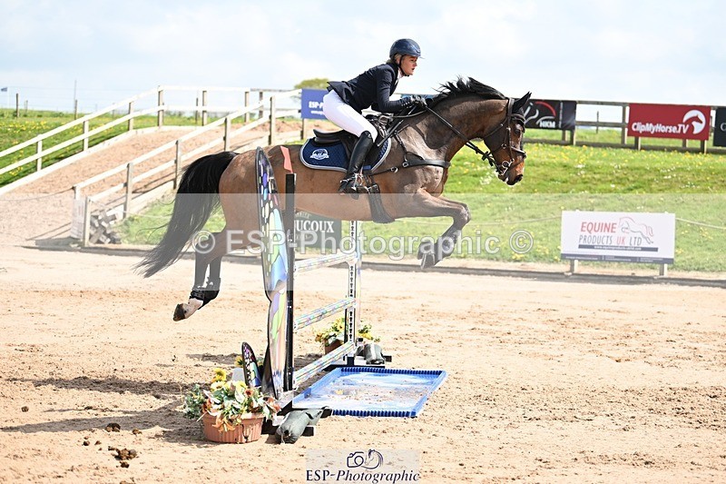 250425-114505-09000 - Cls 14 - 1 Star Bronze Tour