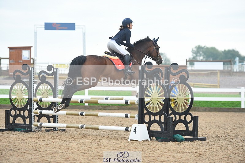 230916A-111518-03665 - Cls 21 British Novice & 90cm Open