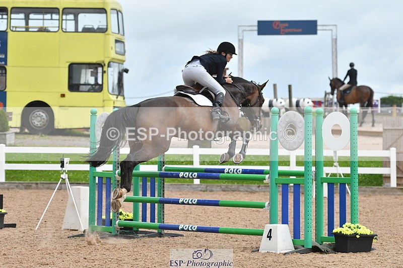 240727A-155223-06412 - Cls 24 1.05m Amateur Qualifier