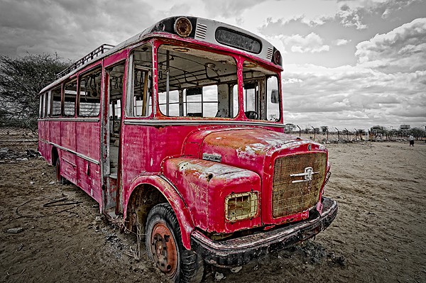 Bus, TATA 1210 S, Liboi, Kenya