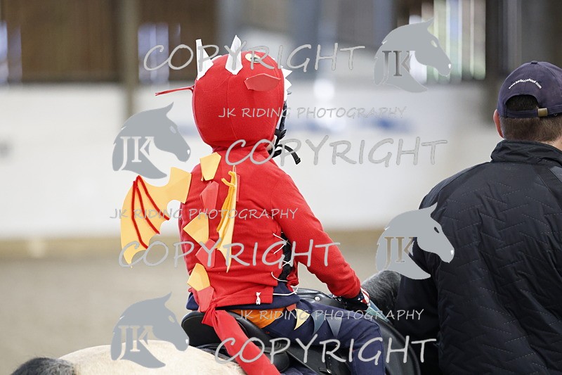 _T0A0868 - Class 1 Cross poles