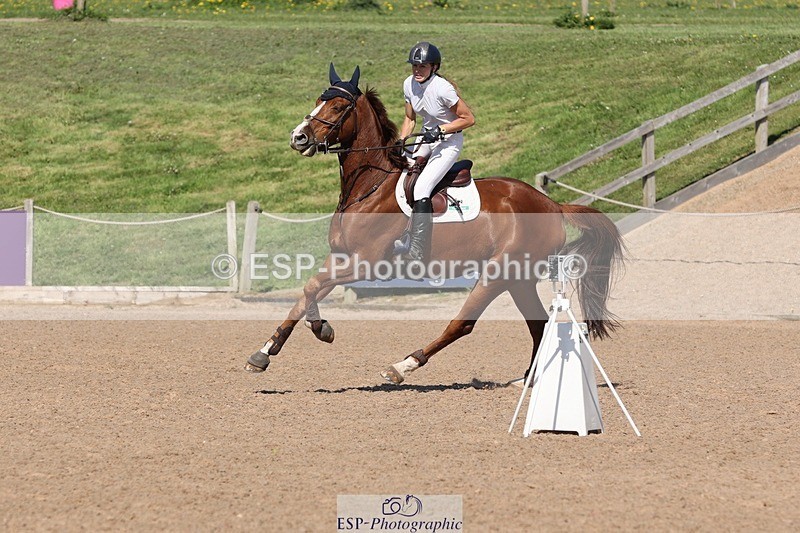250430-154047-01490 - Cls 6 Foxhunter and 1.20m Open