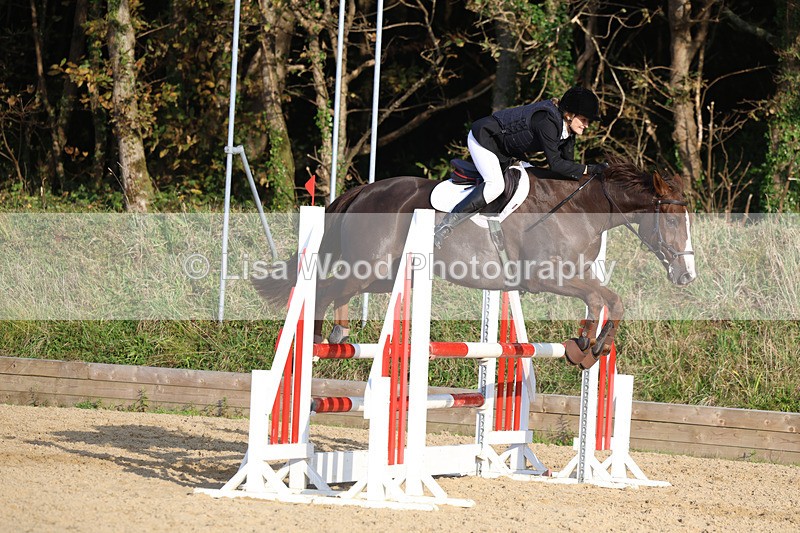 3E7A9001 - Class 7: 100cm open