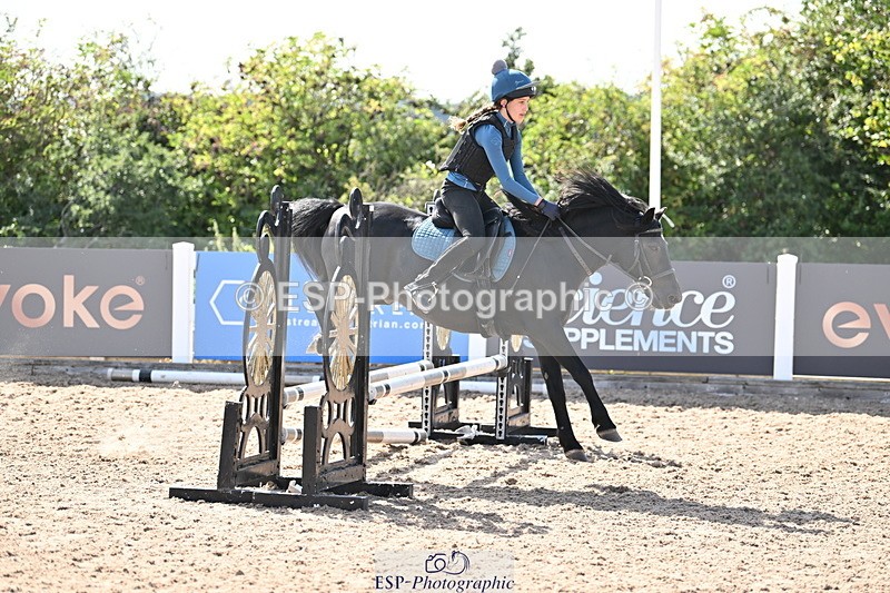 250821B-155230-00630 - Group B - Danielle