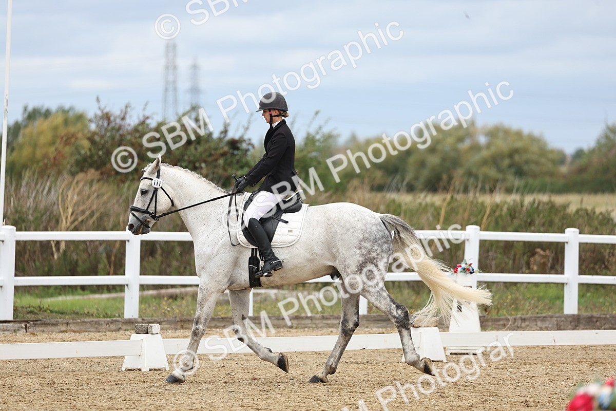 SBM_003575 - Class 7 - Novice 2 Warm Up