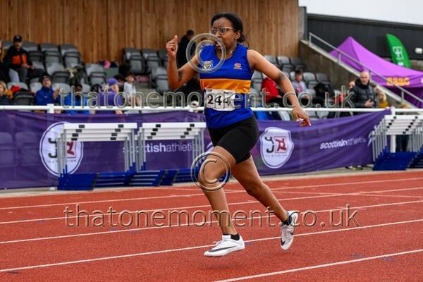 ComMast25-919218 - Track Female Set One