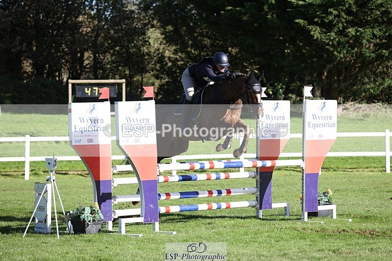 231022-111401-25041 - 639-TRAQ.TIME-Madeleine.Ellis-TrotUp+SJ