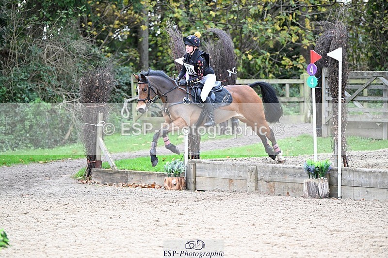 241117-121123-03896 - Cls 2 80-85cm 11.20 to 12.30