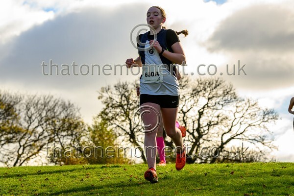 NatRel25-913392 - Young Female Set One