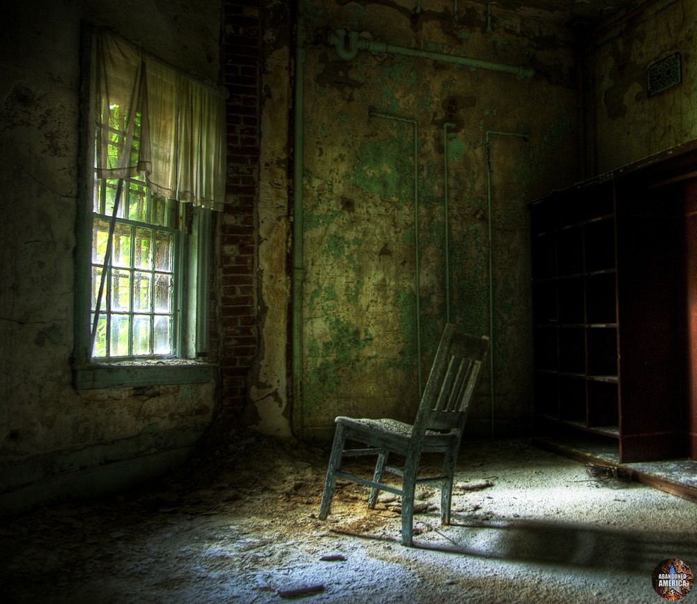The Glory of Being Alone | Abandoned America