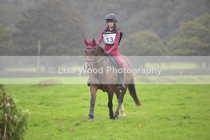 RAY_9321 - Class 1: 65cm: Ski Jump