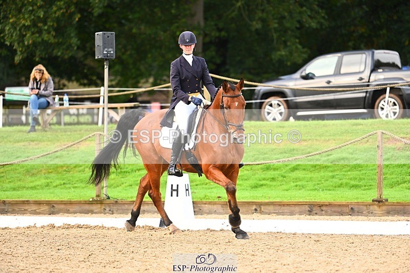 231021-093738-12865 - 327-ENSOR.VAN.HET.HELLEHOF-Francesca.Swallow-DR