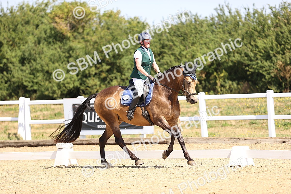 SBM_009483 - Novice 5 - 9.50-10.53