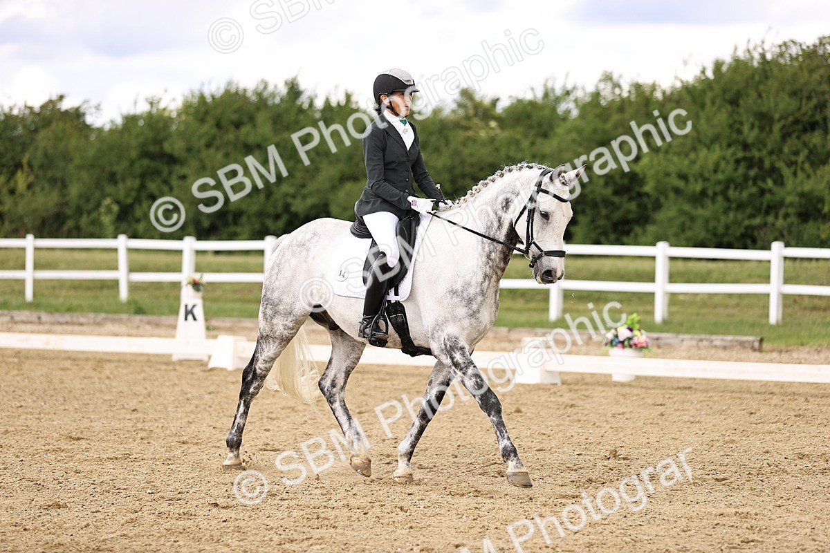 SBM_001968 - Class 2 - Novice 4 - 10.36-11.39