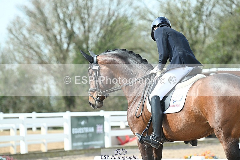 250403-104427-01591 - 048-Angus.Corrie-Deane-Maigret.VD.Watermolen