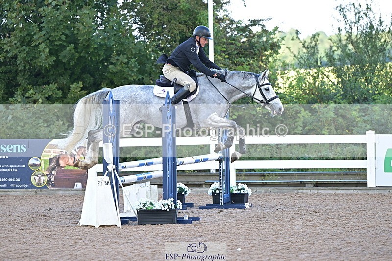 240912A-102504-01003 - Cls 8 Snr British Novice and 90cm Open