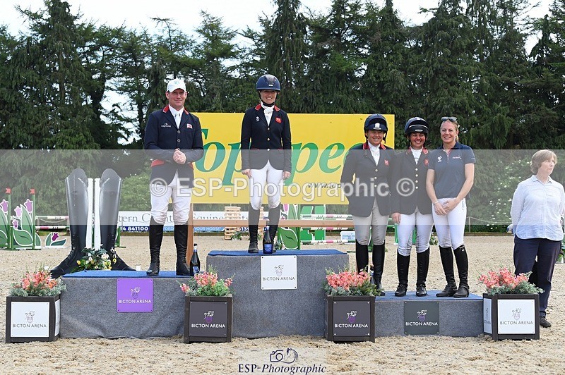 230528-161638-19323 - 4* Presentations