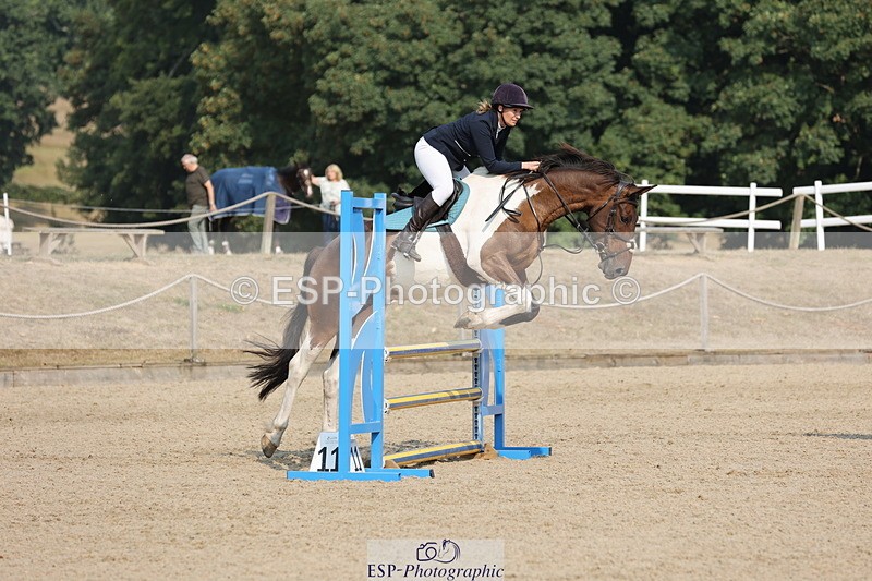 250816A-102216-00679 - Cls 3 Snr British Novice