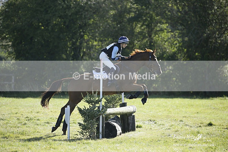  WWHT 031021 857 - WWEC Novice Restricted (0.80m) 18/10/20