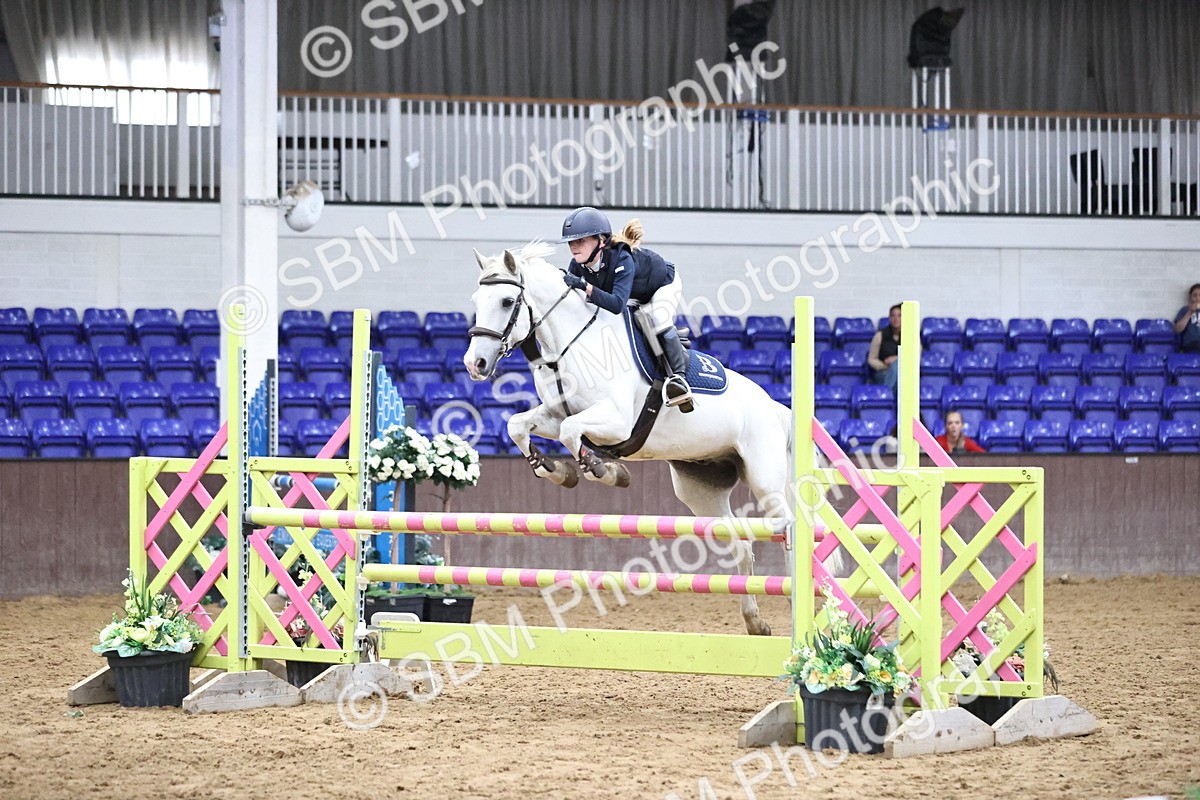 SBM_001116 - Class 5 - Blue Chip Pony Newcomers 1.00m Open