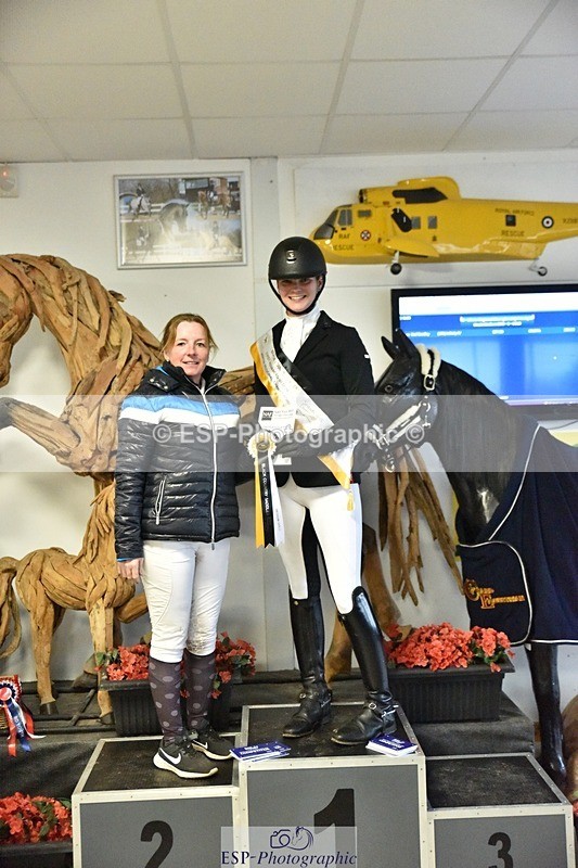 250214-153922-02631 - Advanced Medium Gold Presentations