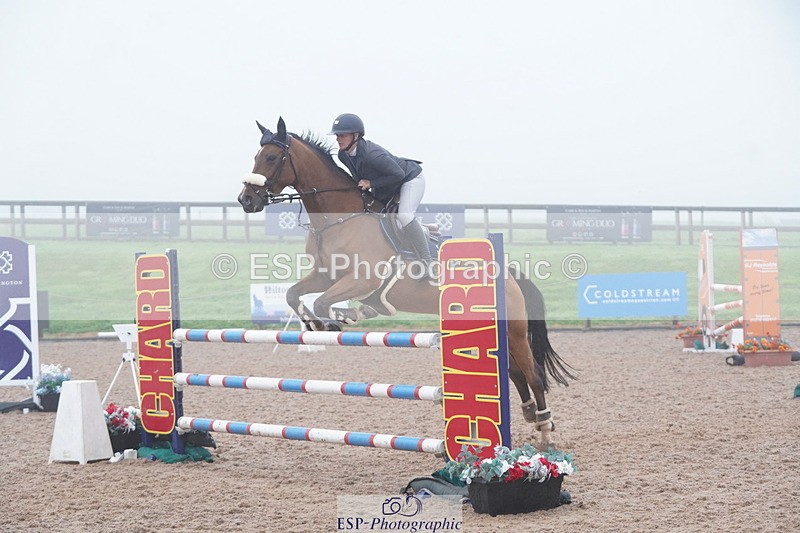 241006A-132022-06998 - Cls 20 Snr Newc & 1.10 Open