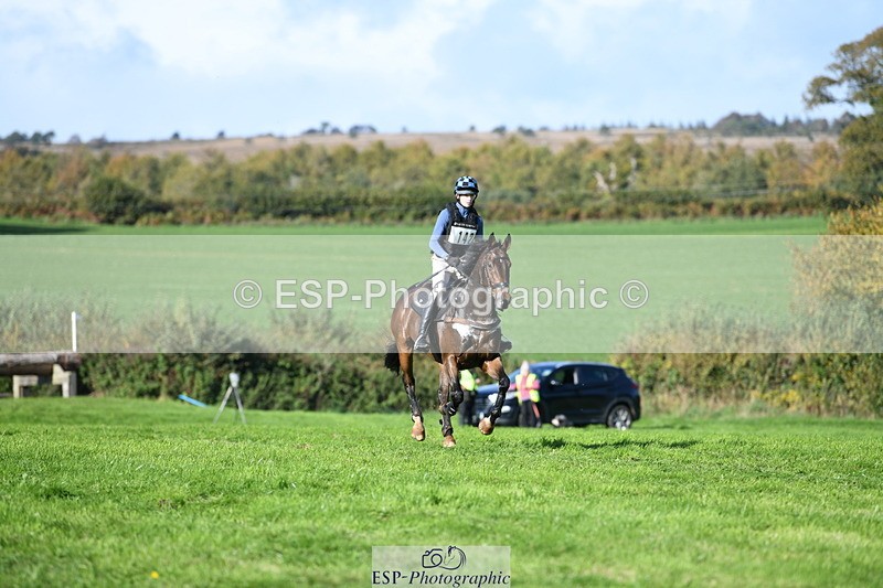 251024A-124924-11718 - B-142-Harry.Hodge