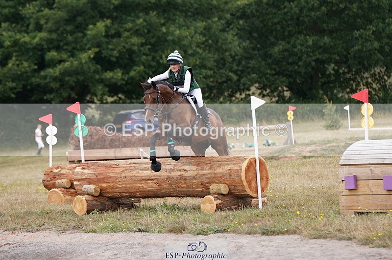 250802A-113702-02237 - B-067-Sophie.Parker-LANGALLER.LOVEDAY