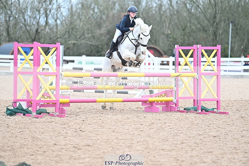 240128A-120507-00766 - Cls 4 Pony Newcomers and 1m Open