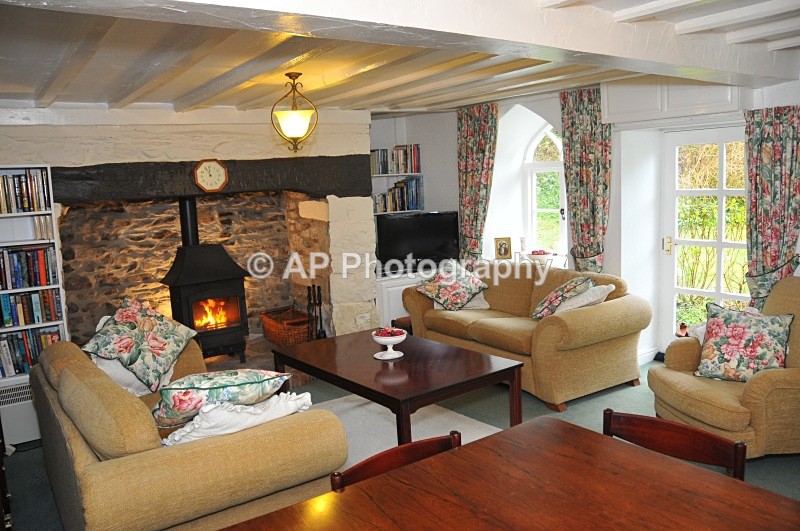 ACP_1706 - Estate Agency