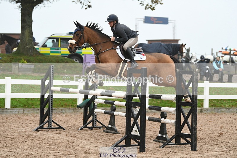 241103A-110735-07687 - SUN Cls 21 Snr Newcomers and 1.10m Open