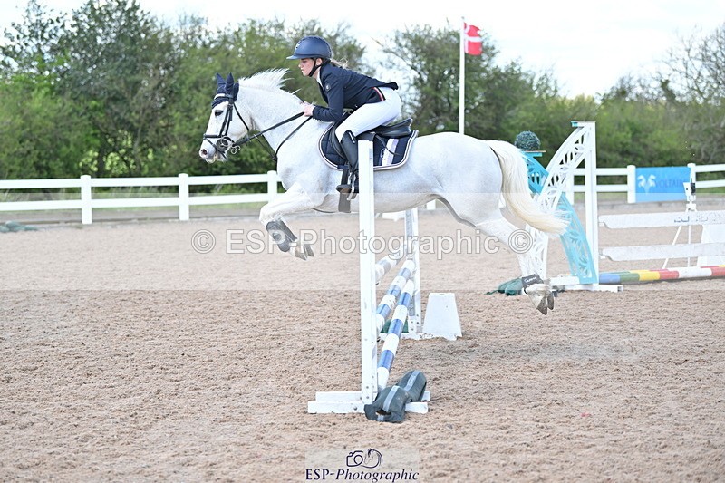 240504A-134105-02082 - Cls 20 & 21 Club & Schools 1m